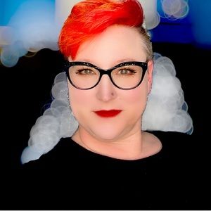 Meet your Posher, Paula